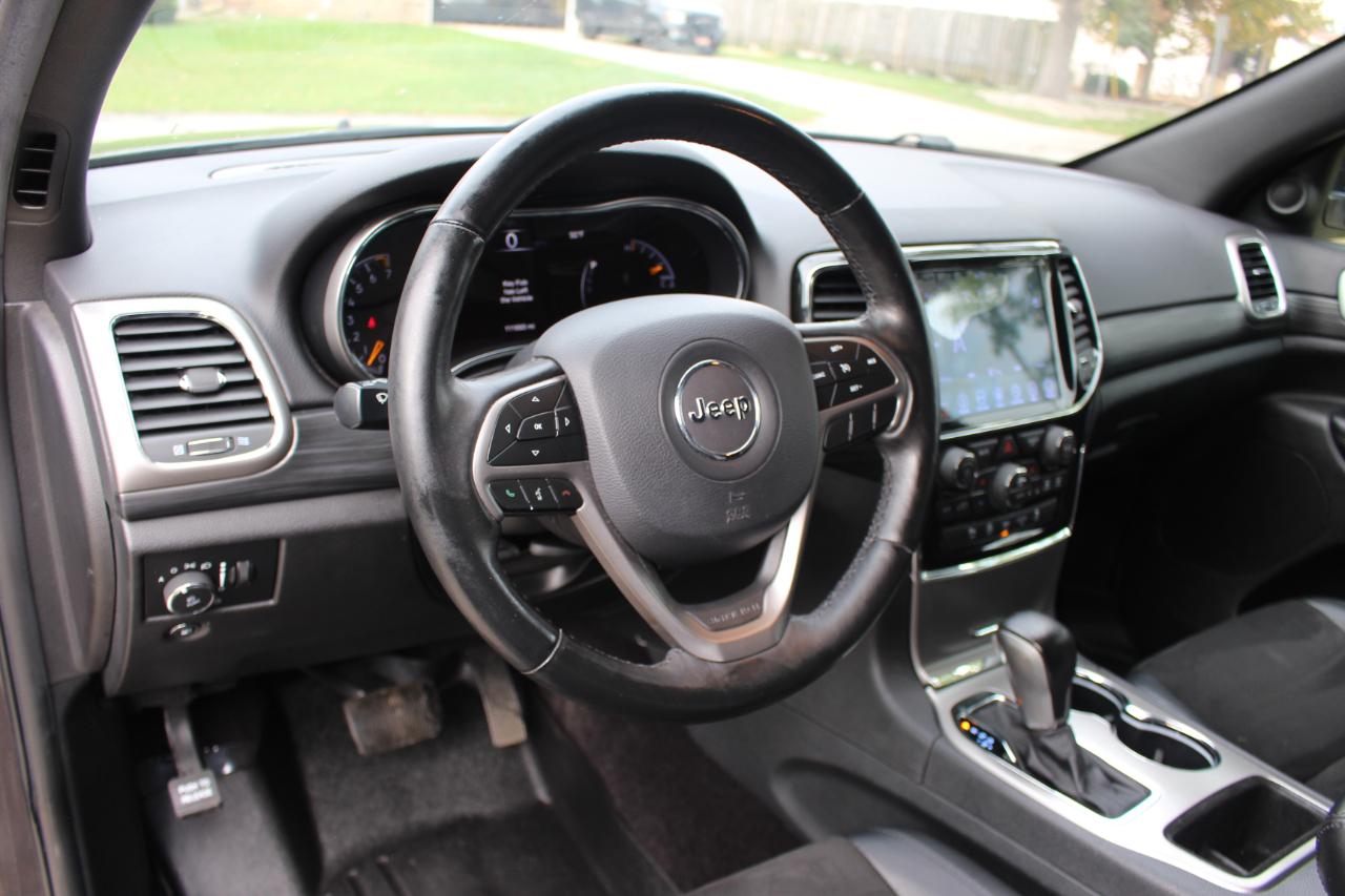 Jeep Grand Cherokee Laredo 4WD 2019