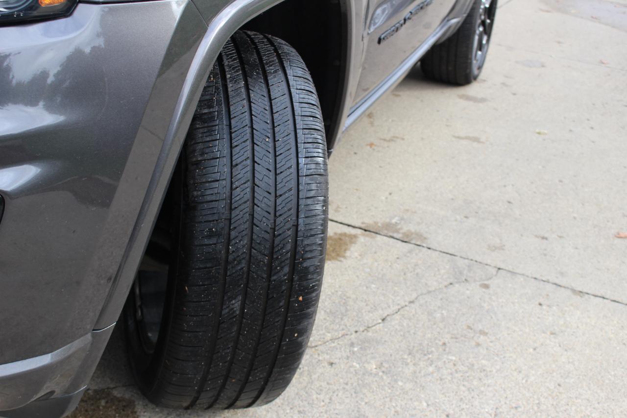 Jeep Grand Cherokee Laredo 4WD 2019