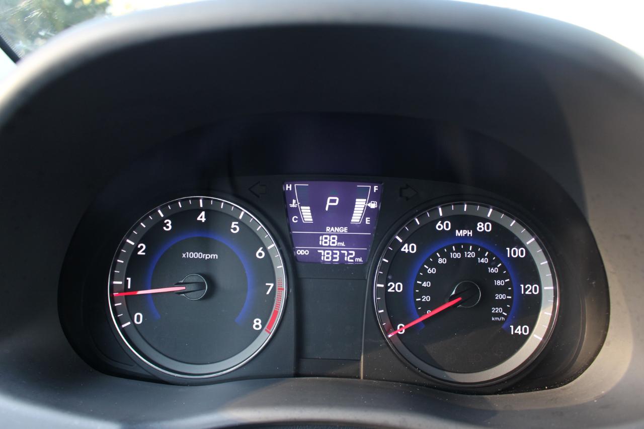 Hyundai Accent SE Hatchback Auto 2014