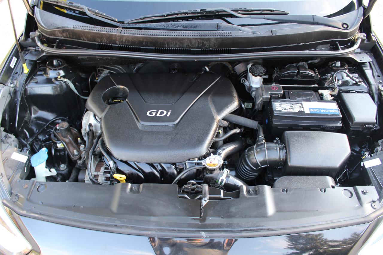 Hyundai Accent SE Hatchback Auto 2014