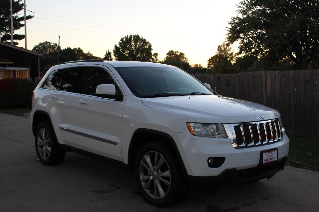 Jeep Grand Cherokee Laredo 4WD 2013