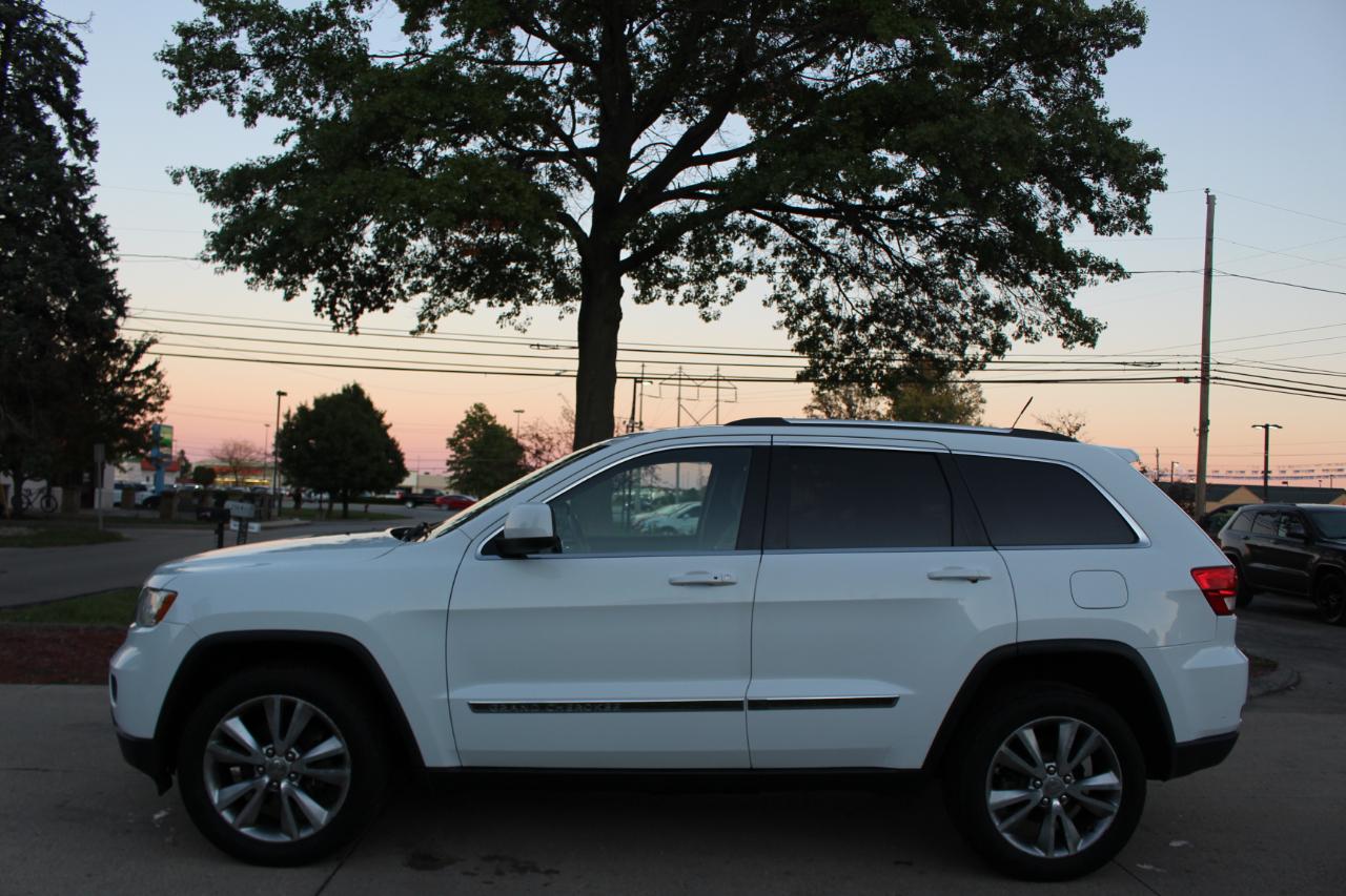 Jeep Grand Cherokee Laredo 4WD 2013