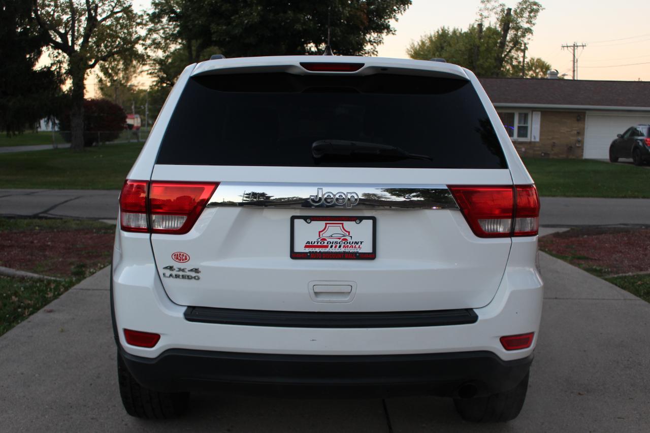 Jeep Grand Cherokee Laredo 4WD 2013