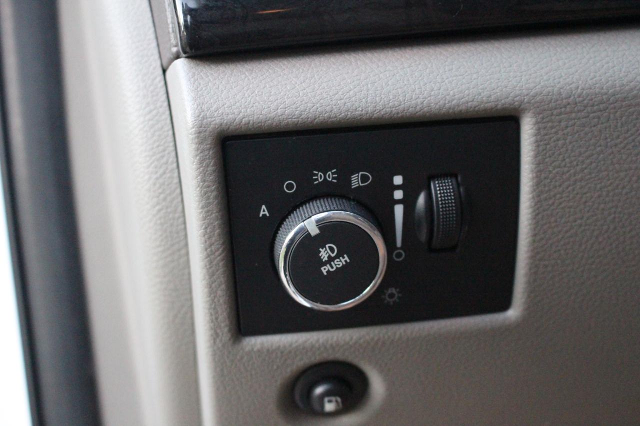 Jeep Grand Cherokee Laredo 4WD 2013