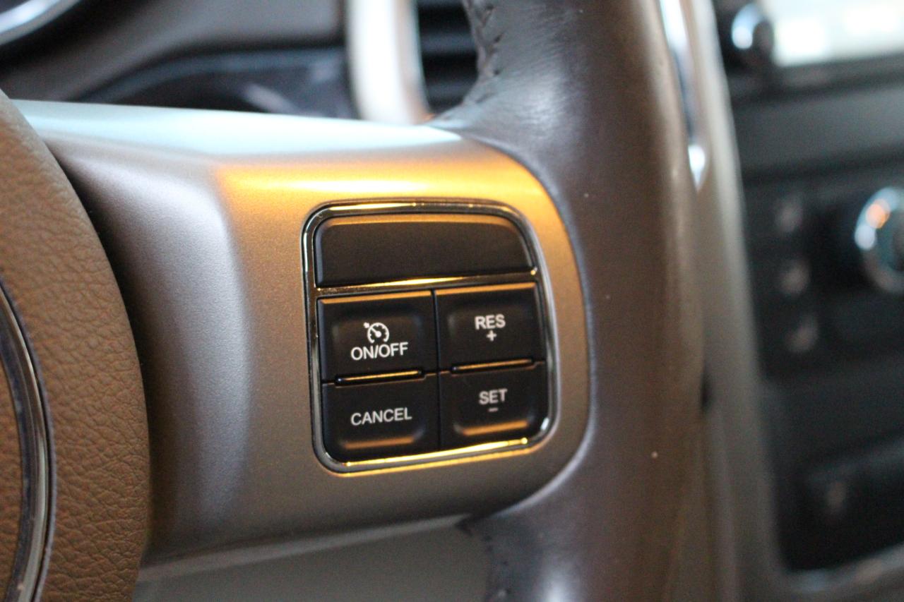 Jeep Grand Cherokee Laredo 4WD 2013