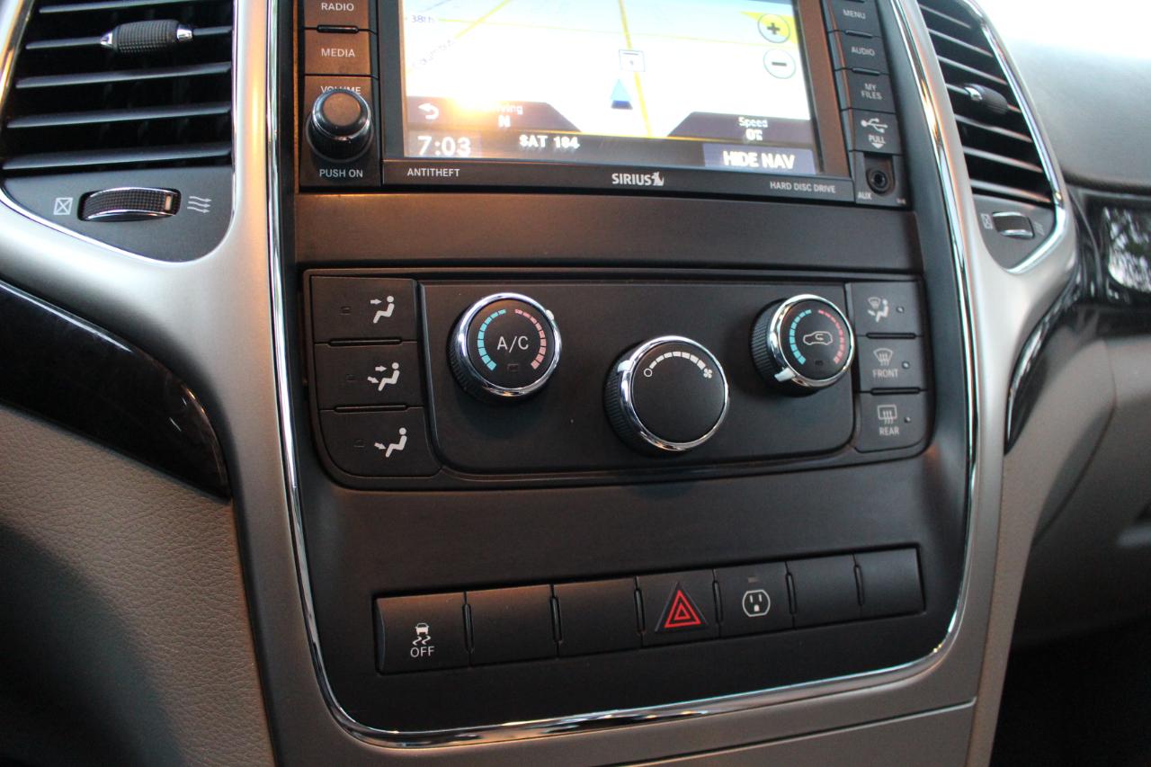 Jeep Grand Cherokee Laredo 4WD 2013