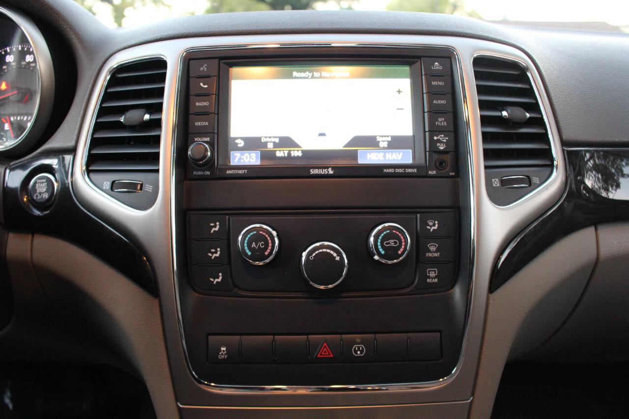 Jeep Grand Cherokee Laredo 4WD 2013