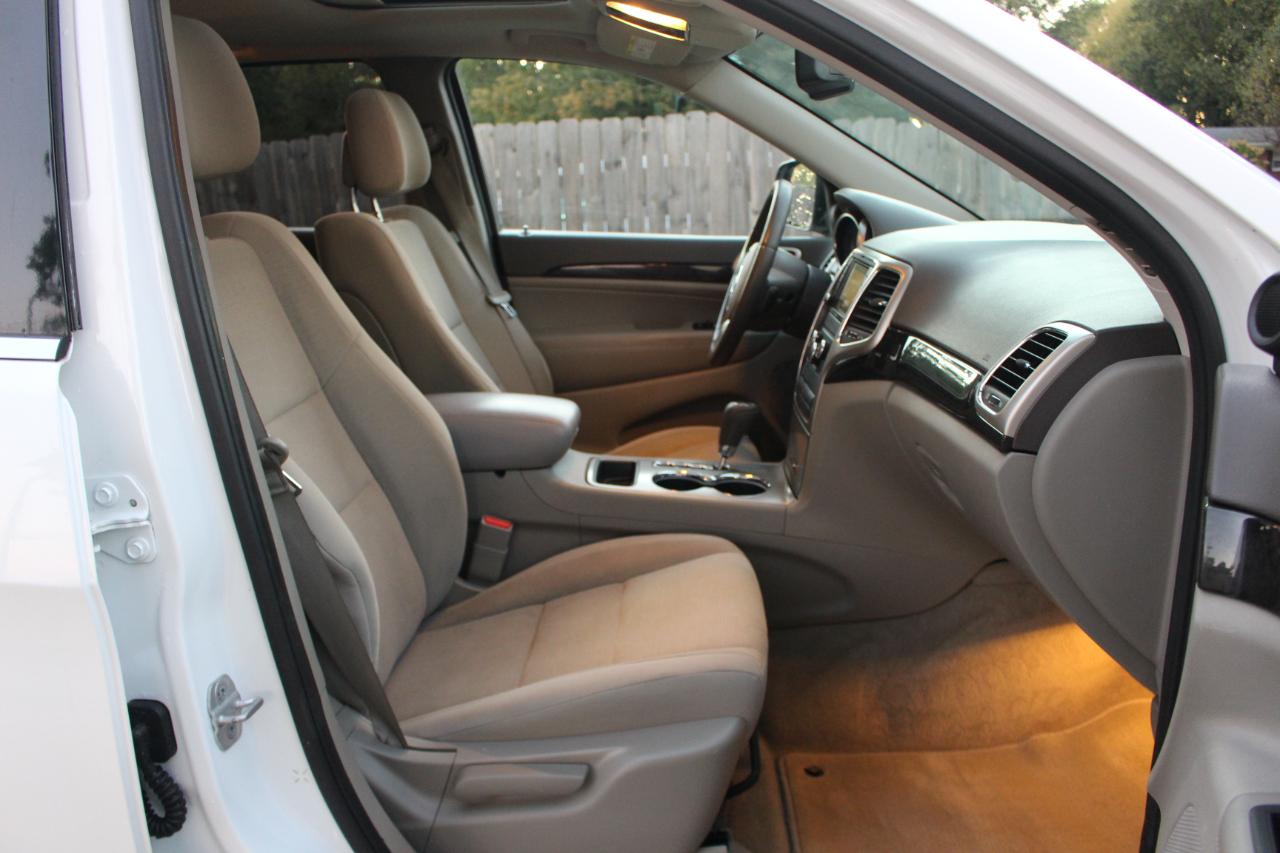 Jeep Grand Cherokee Laredo 4WD 2013