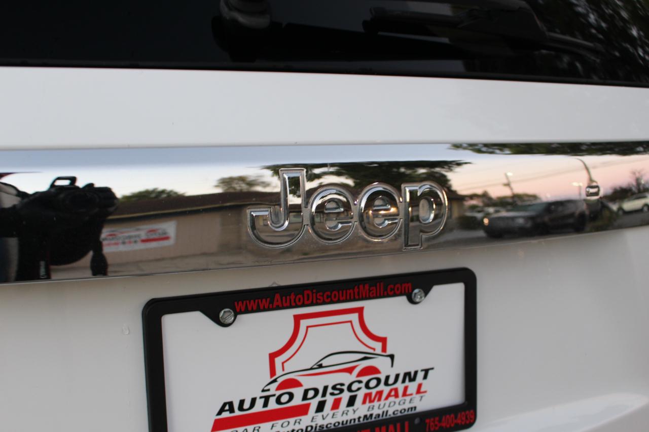 Jeep Grand Cherokee Laredo 4WD 2013