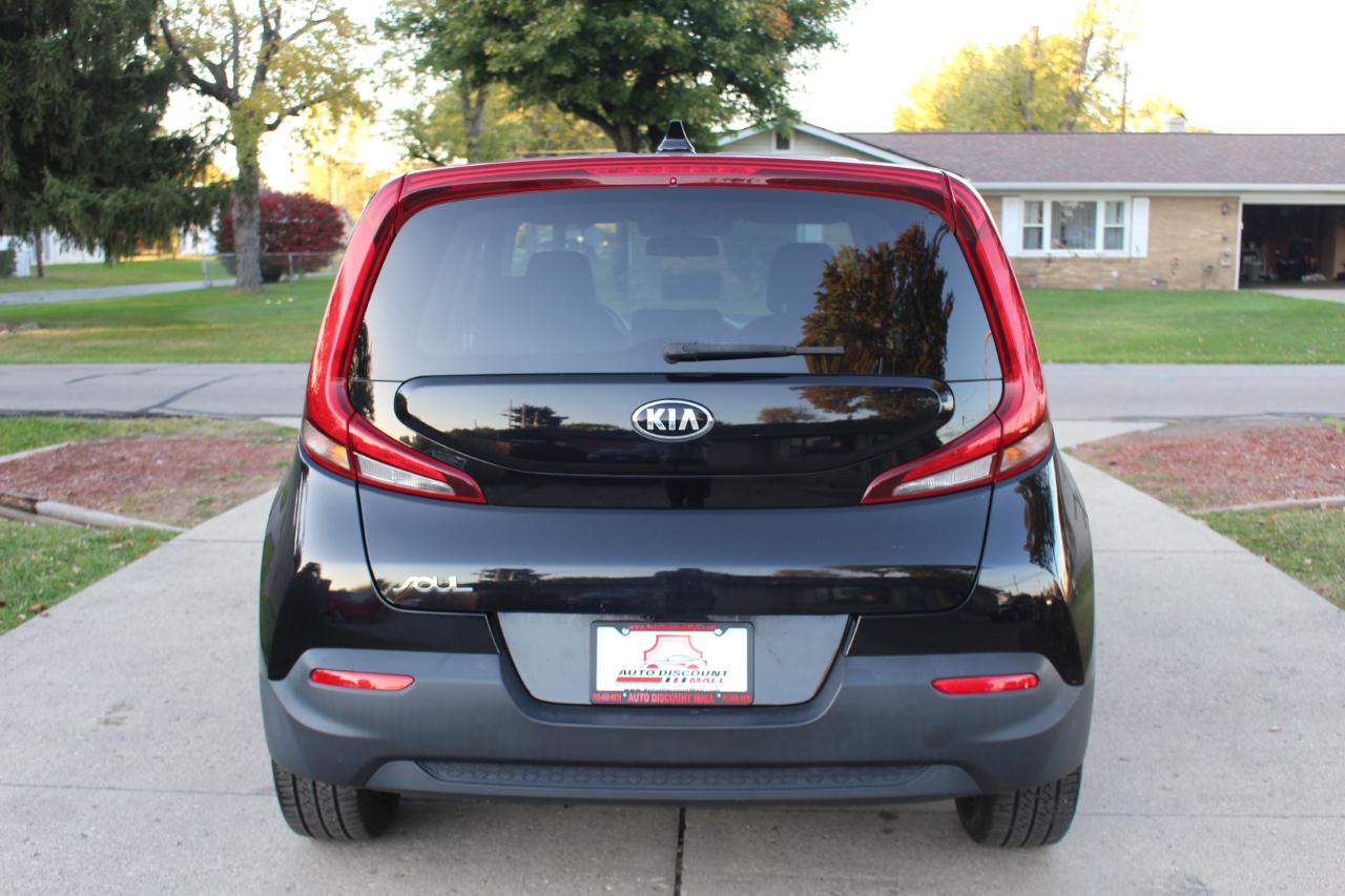 Kia Soul LX 2020