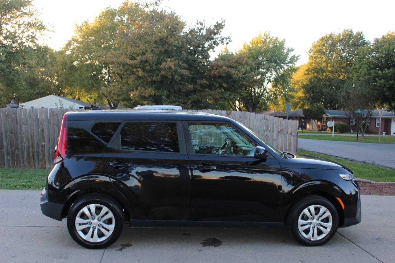 Kia Soul LX 2020