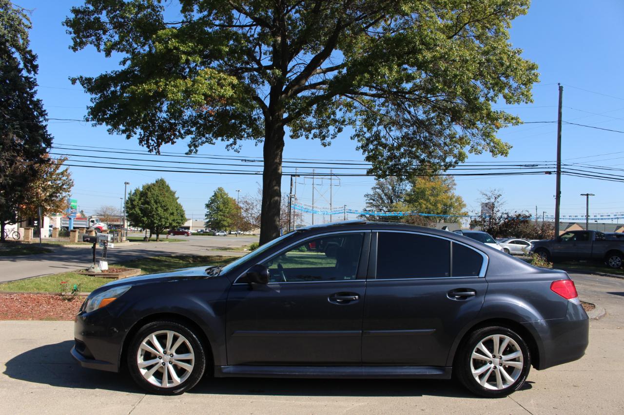 Subaru Legacy 2.5i Premium 2013