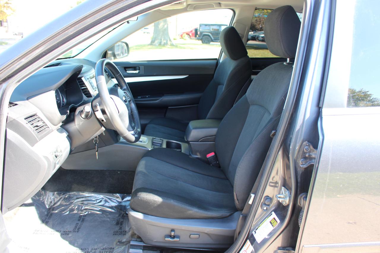 Subaru Legacy 2.5i Premium 2013