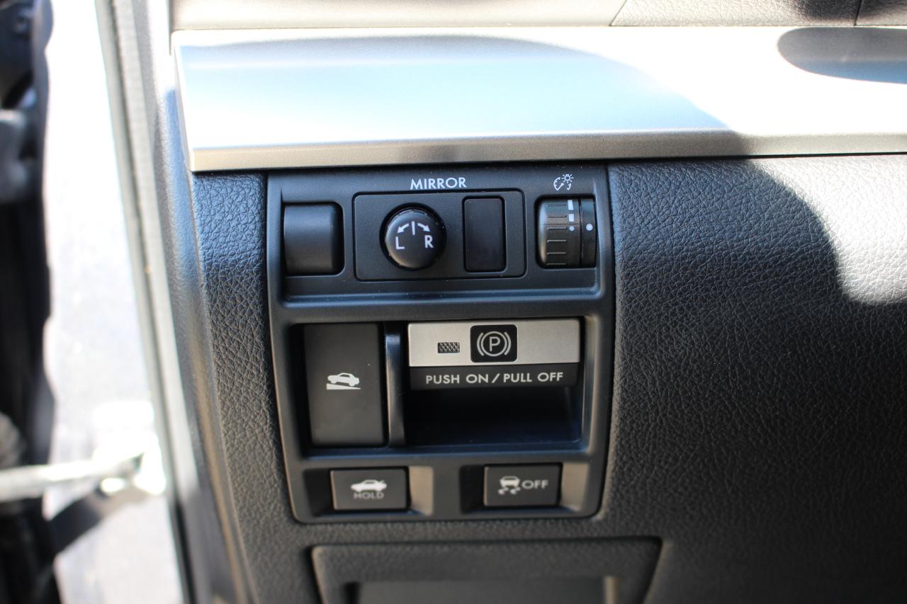 Subaru Legacy 2.5i Premium 2013