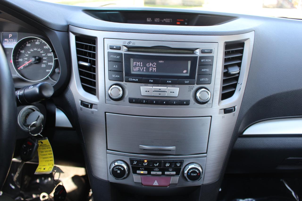Subaru Legacy 2.5i Premium 2013