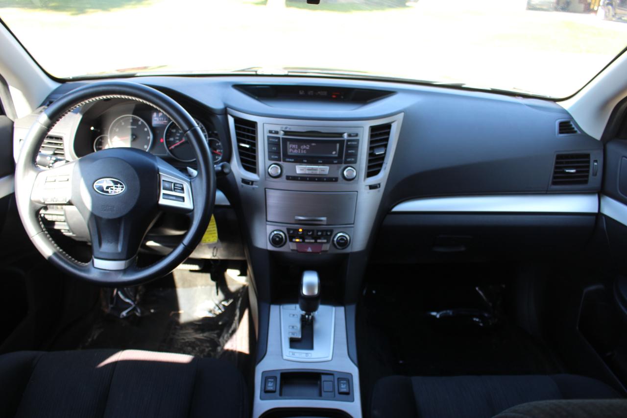 Subaru Legacy 2.5i Premium 2013