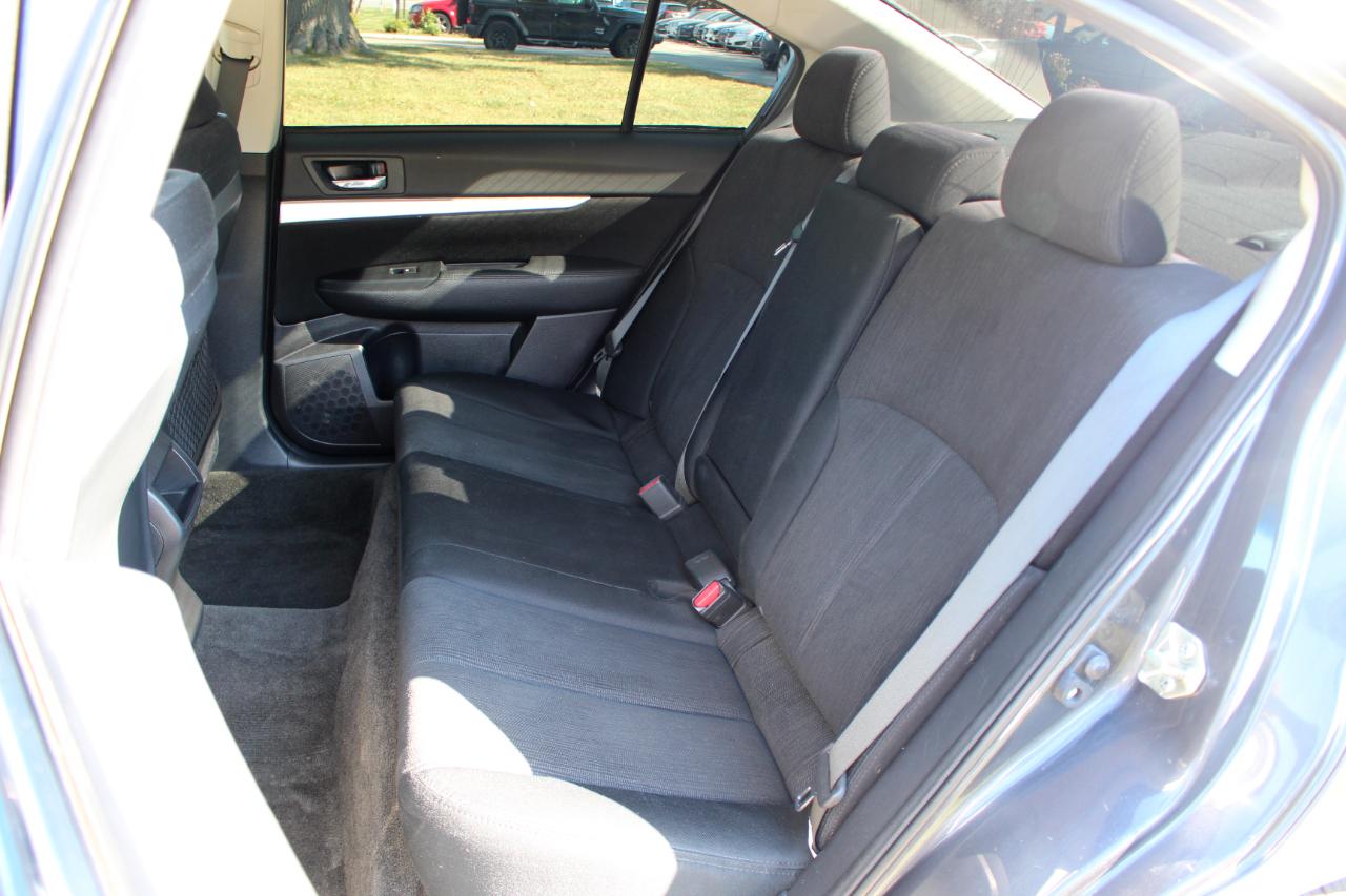 Subaru Legacy 2.5i Premium 2013