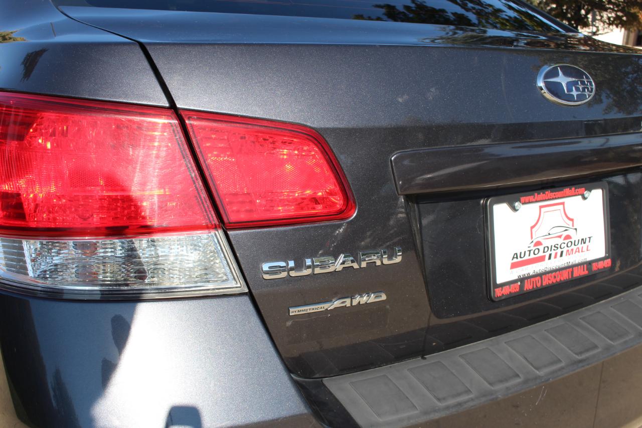 Subaru Legacy 2.5i Premium 2013