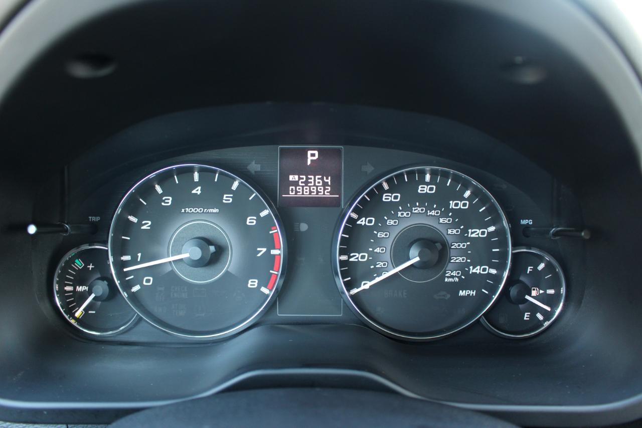 Subaru Outback 2.5i Limited 2011