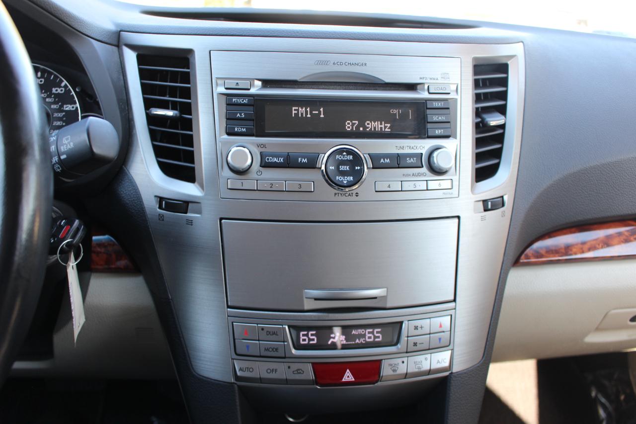 Subaru Outback 2.5i Limited 2011