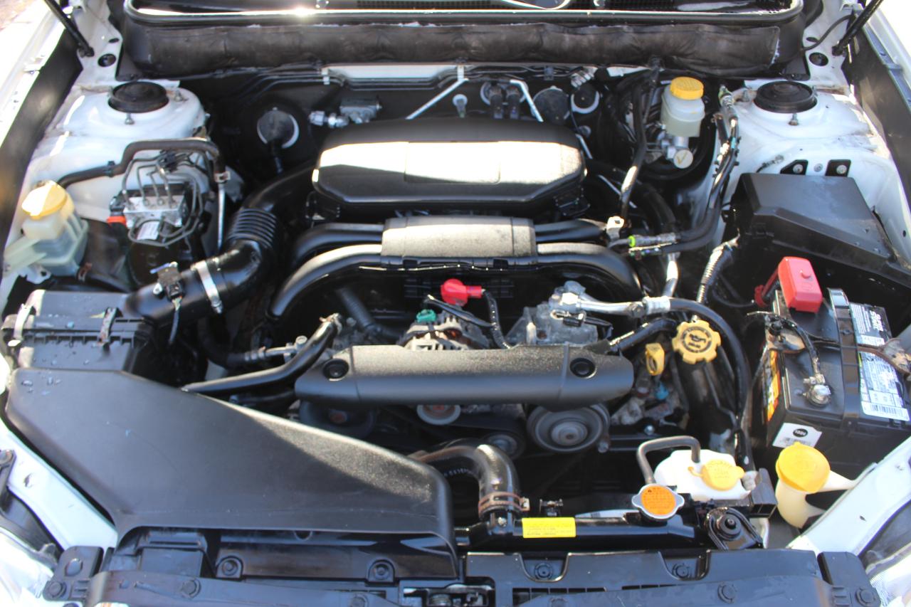 Subaru Outback 2.5i Limited 2011