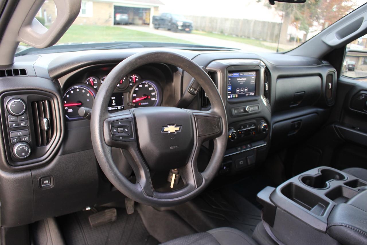 Chevrolet Silverado 1500 Custom Double Cab 4WD 2020