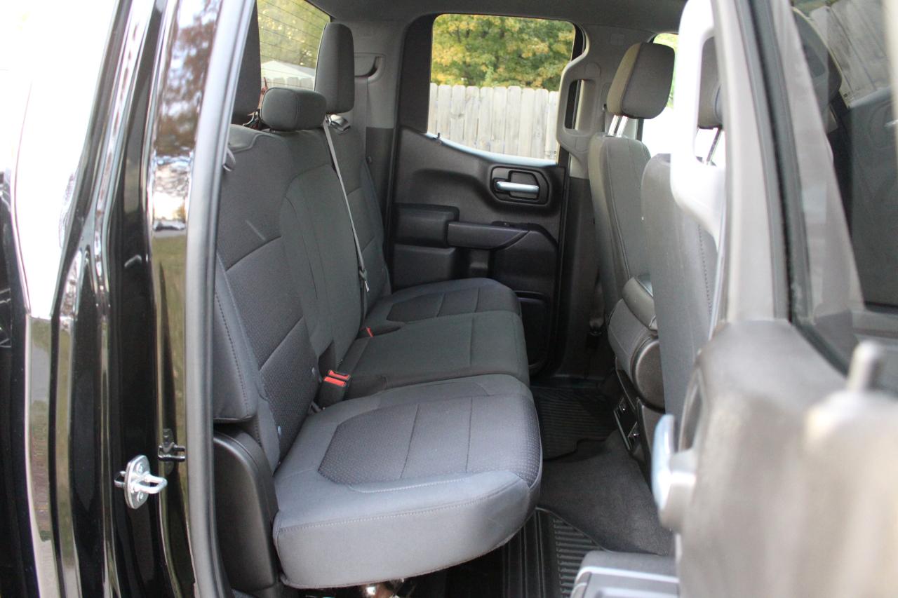 Chevrolet Silverado 1500 Custom Double Cab 4WD 2020