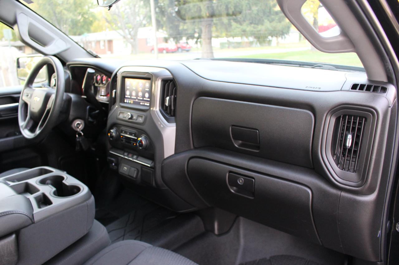 Chevrolet Silverado 1500 Custom Double Cab 4WD 2020