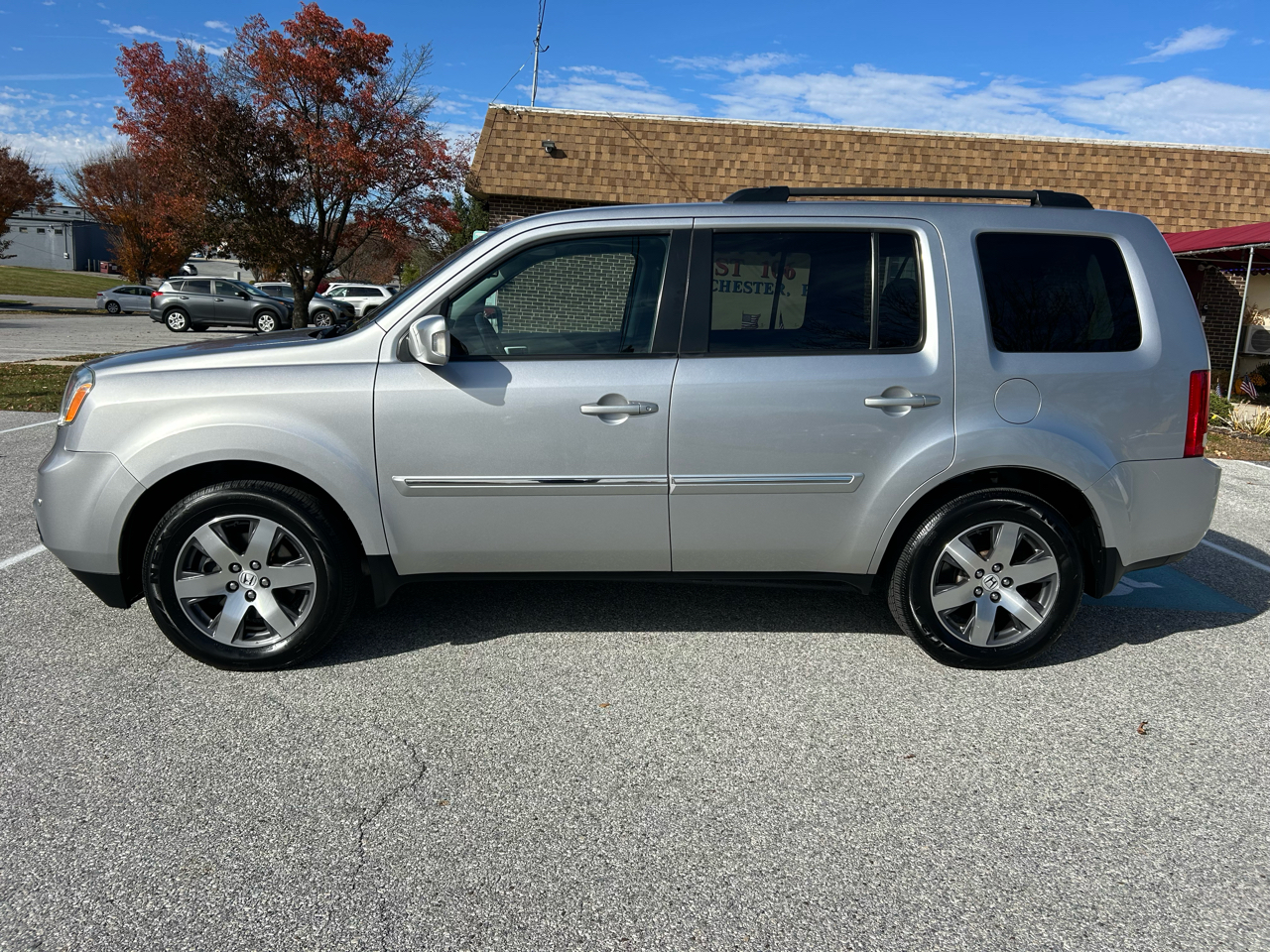 Honda Pilot 4WD 4dr Touring w/RES & Navi 2015