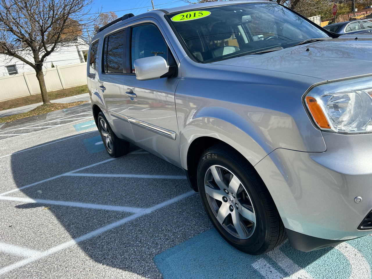 Honda Pilot 4WD 4dr Touring w/RES & Navi 2015