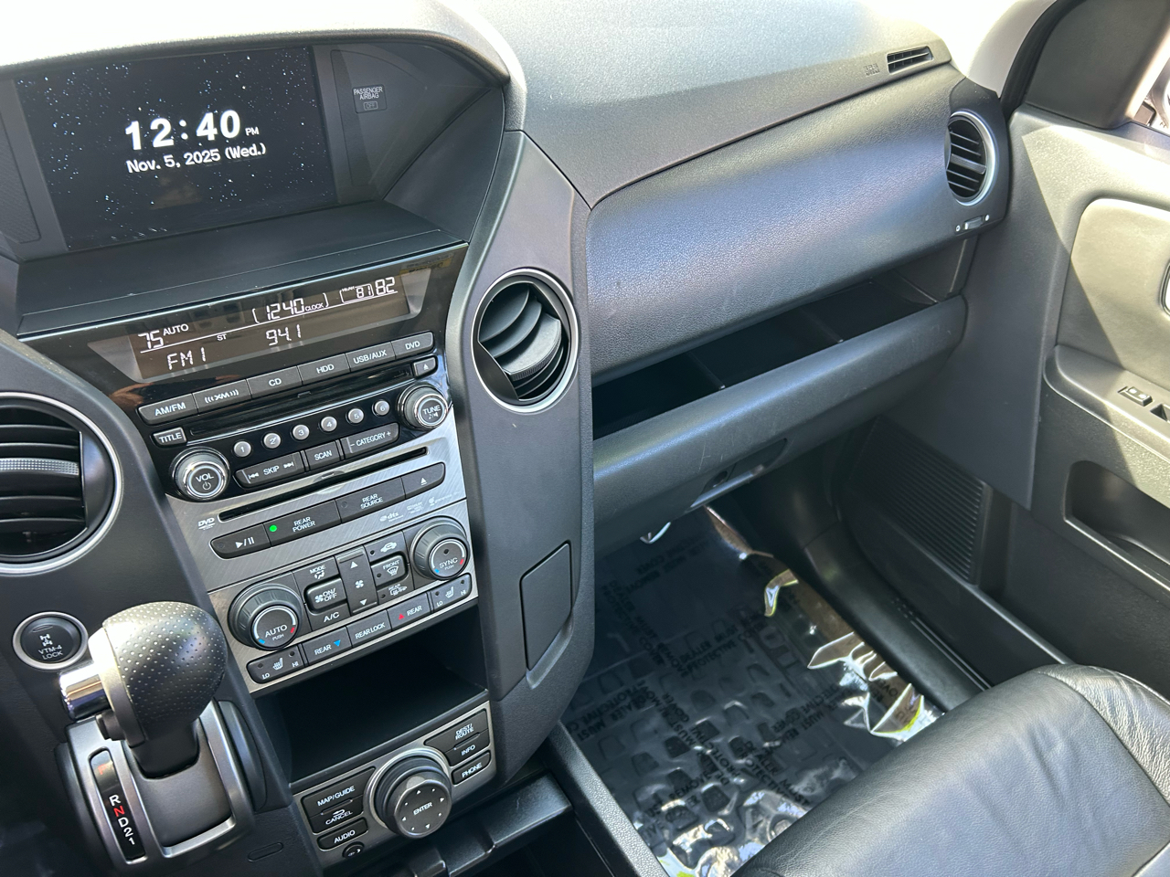 Honda Pilot 4WD 4dr Touring w/RES & Navi 2015