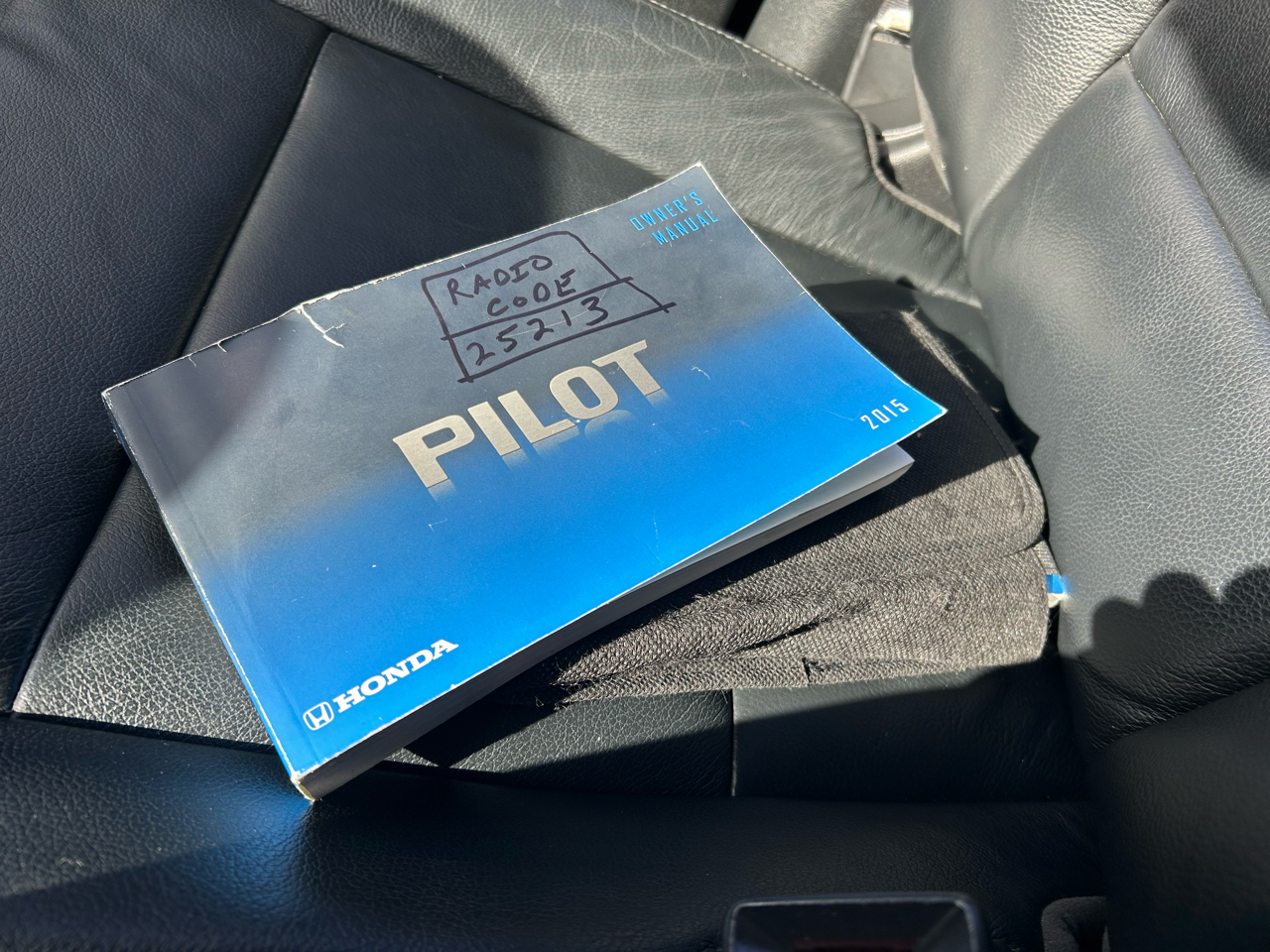 Honda Pilot 4WD 4dr Touring w/RES & Navi 2015