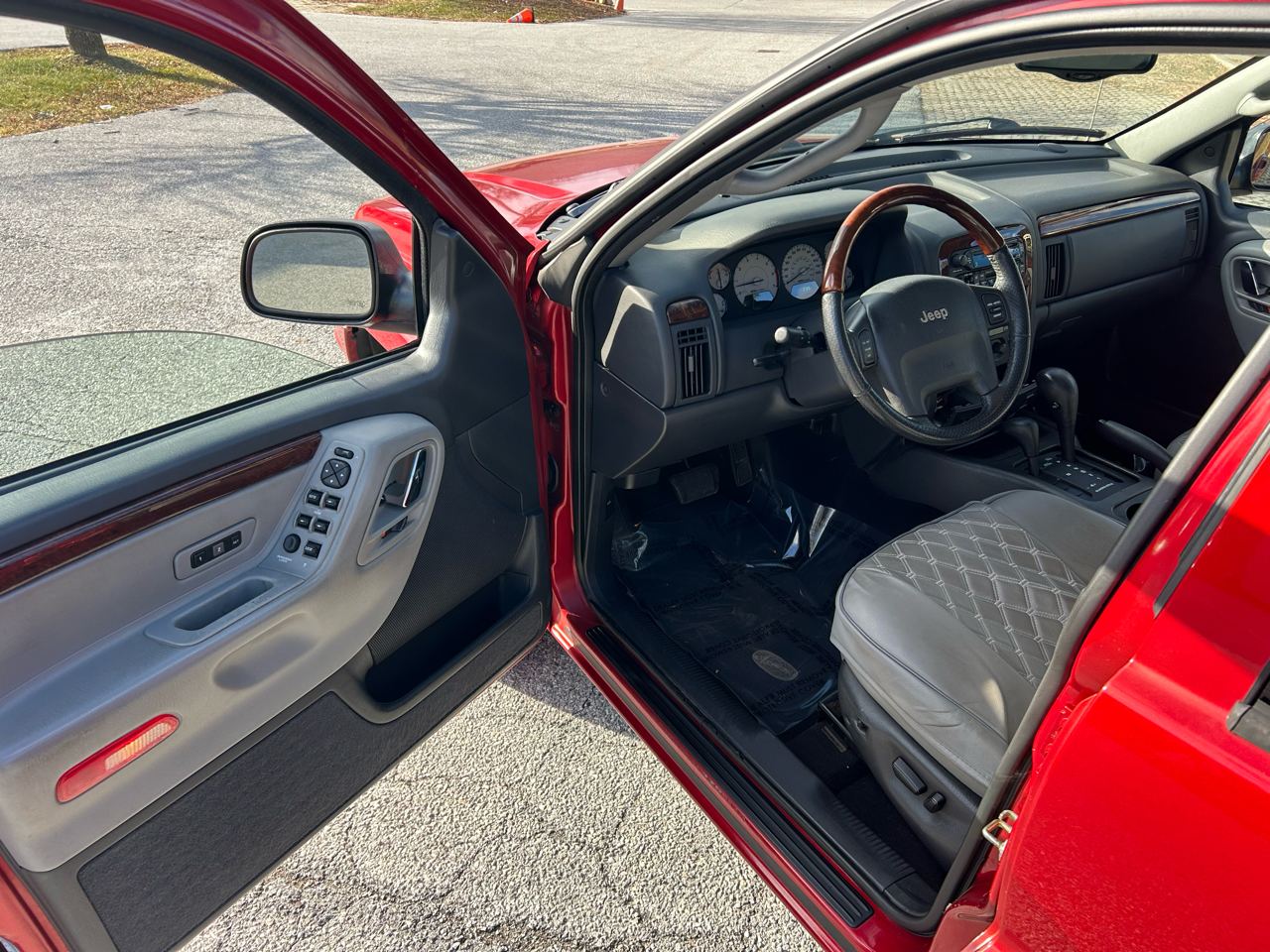 Jeep Grand Cherokee 4dr Overland 4WD 2003