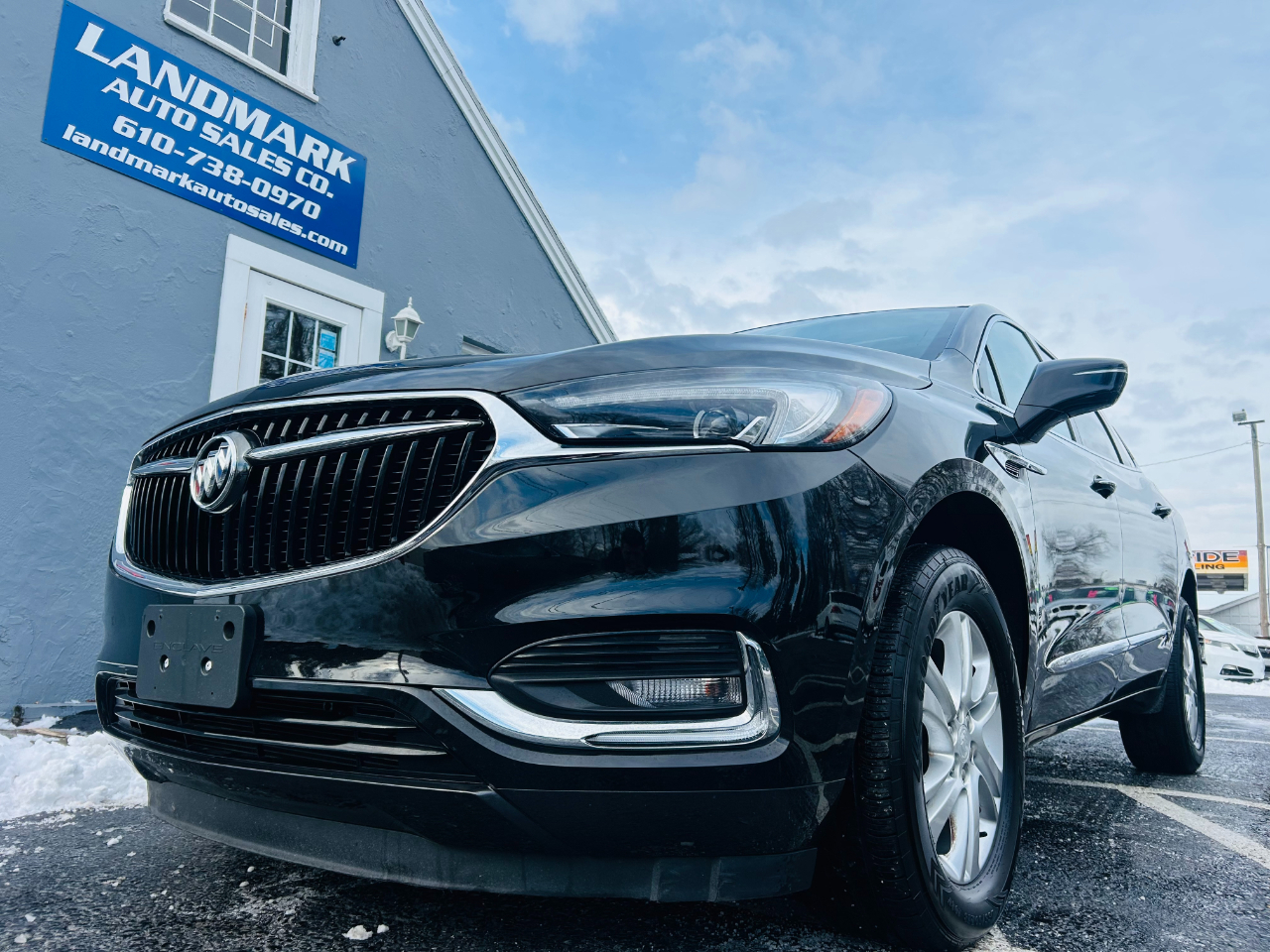 Buick Enclave AWD 4dr Essence 2020