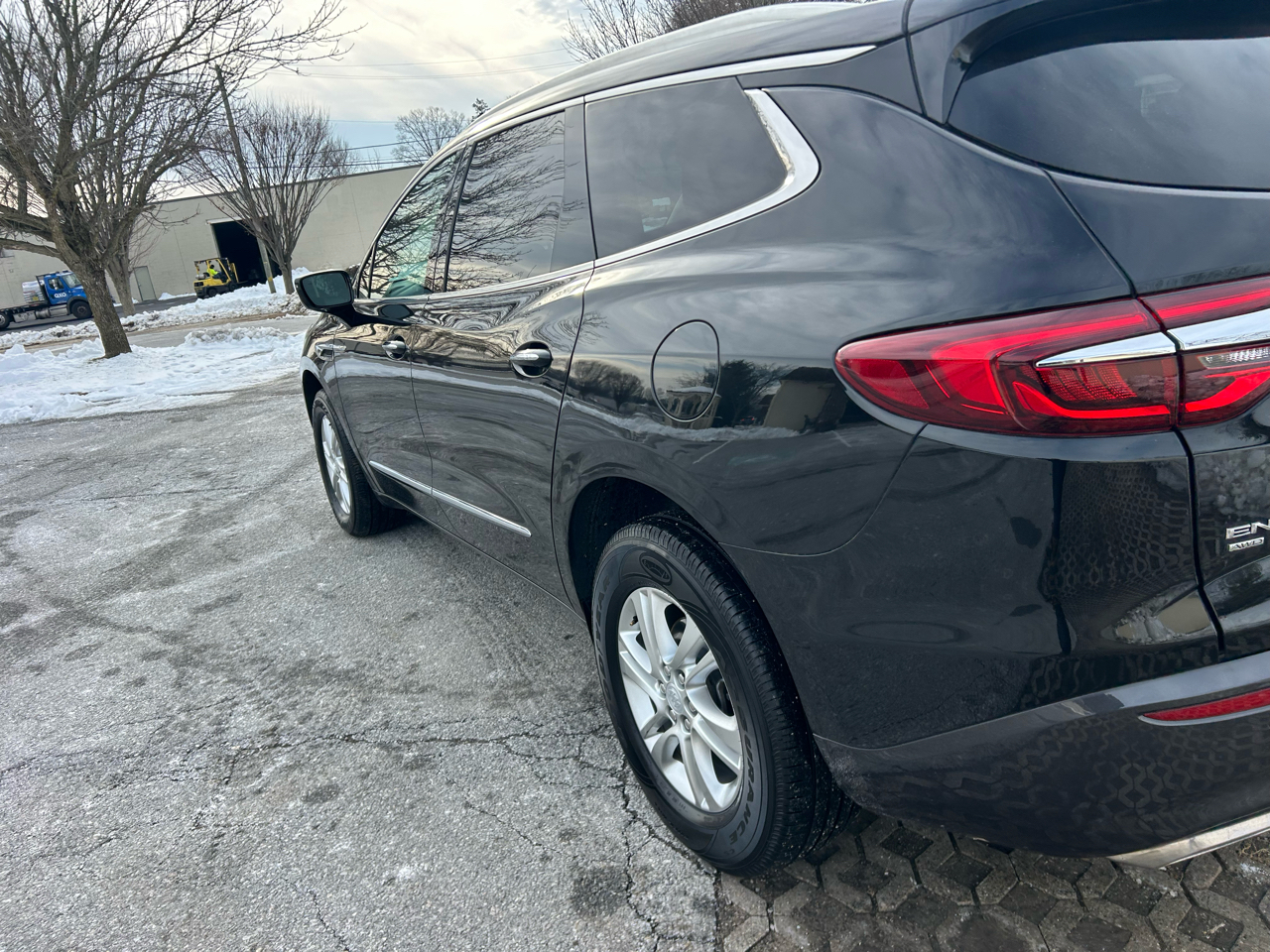 Buick Enclave AWD 4dr Essence 2020