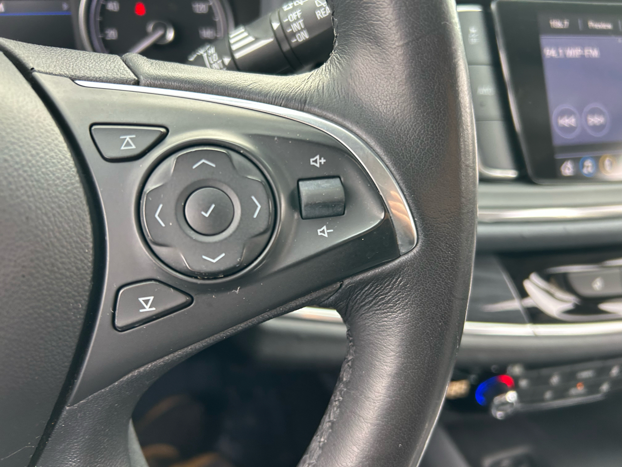 Buick Enclave AWD 4dr Essence 2020