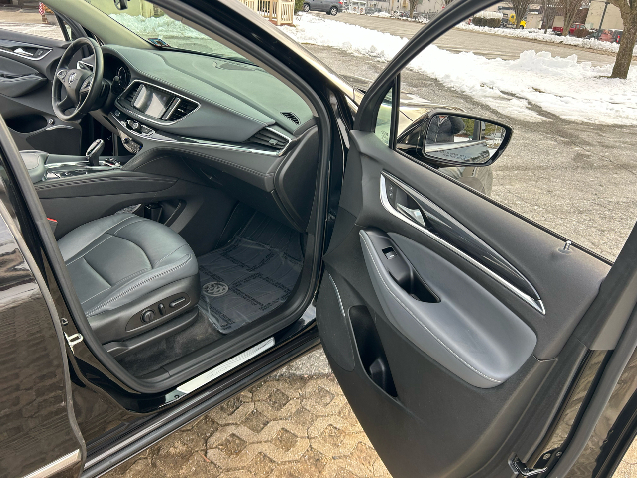 Buick Enclave AWD 4dr Essence 2020