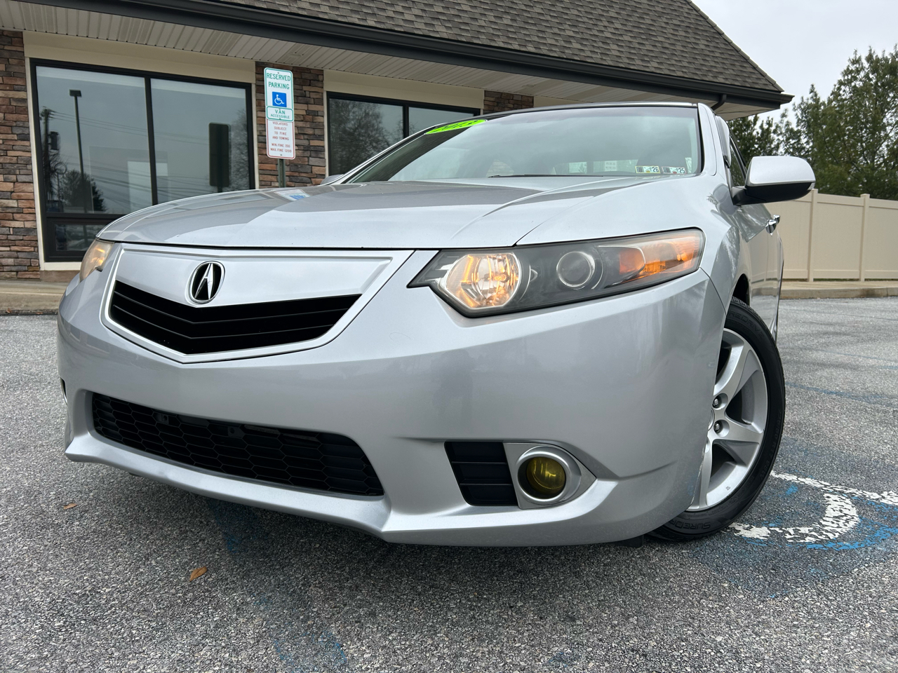 Acura TSX 4dr Sdn I4 Auto 2013