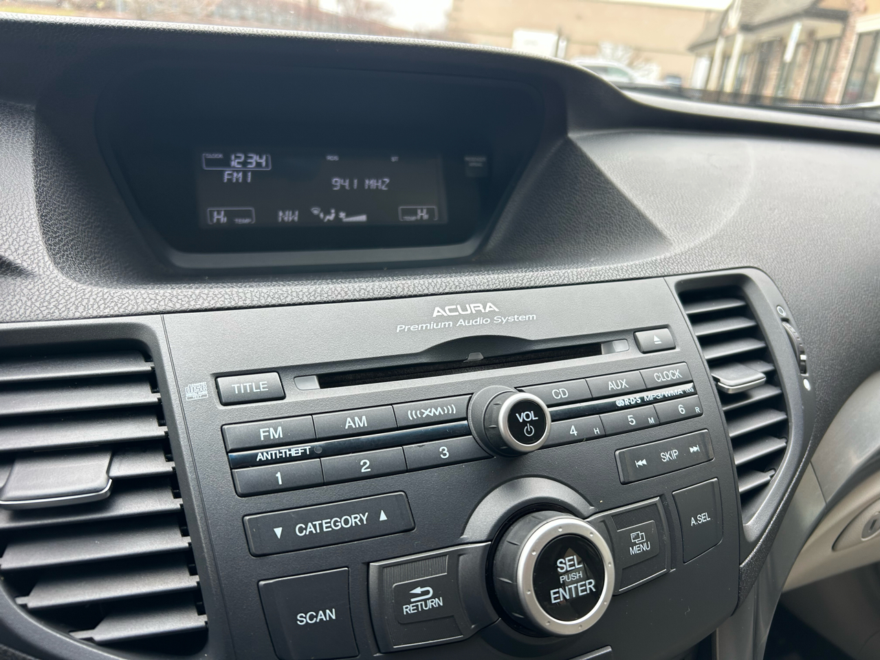 Acura TSX 4dr Sdn I4 Auto 2013