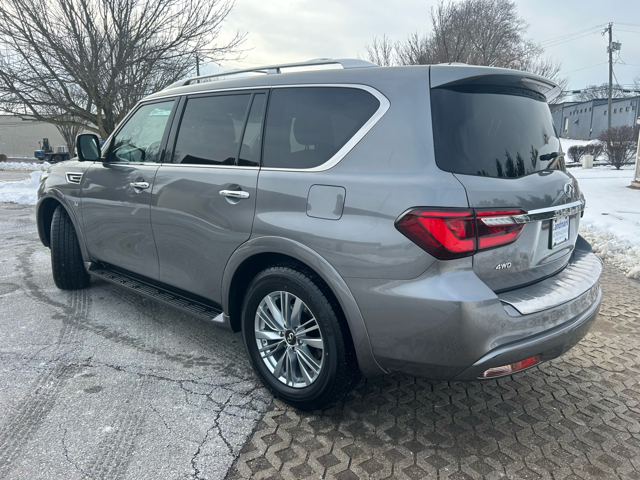 Infiniti QX80 LUXE AWD 2020