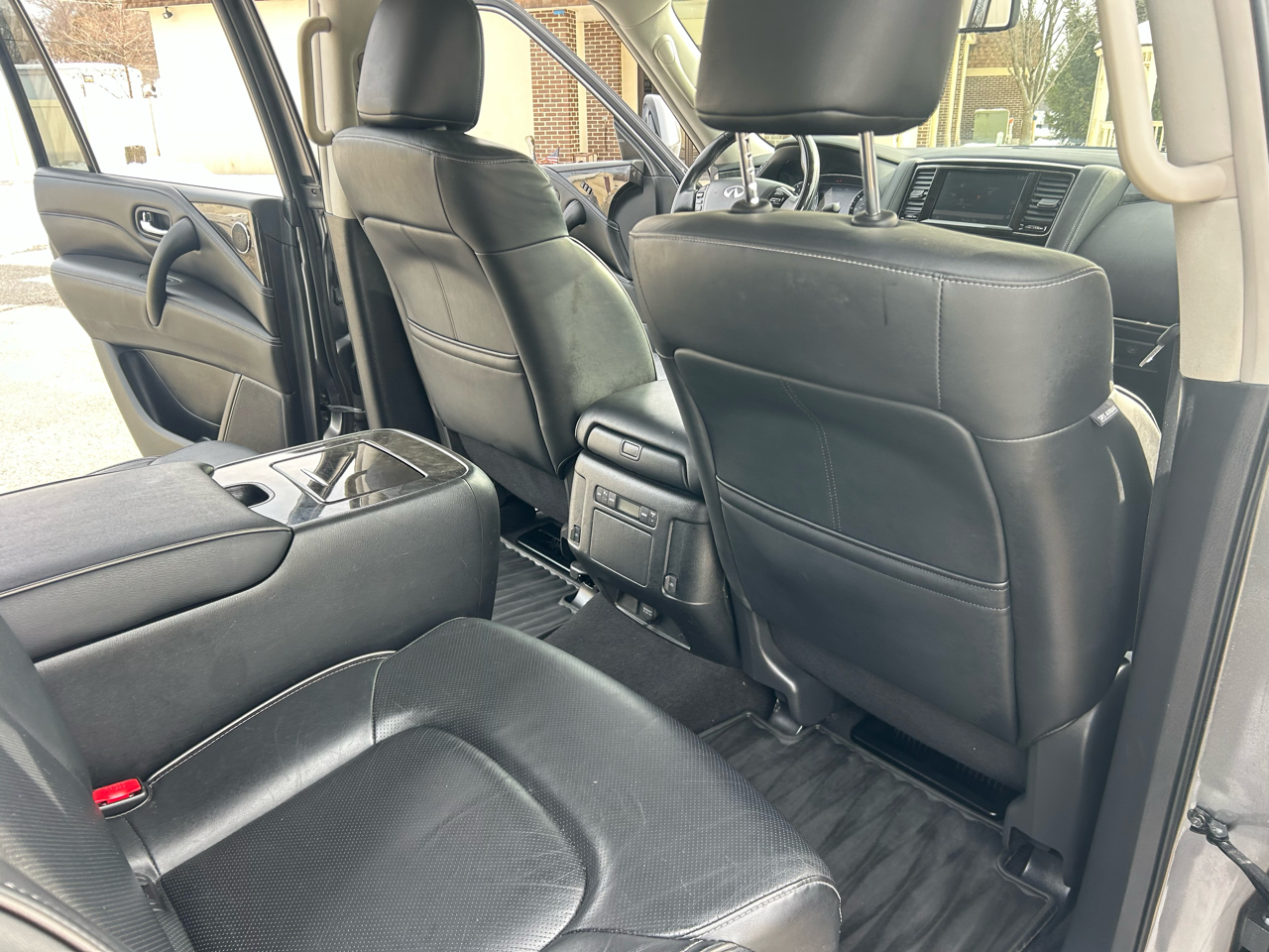 Infiniti QX80 LUXE AWD 2020