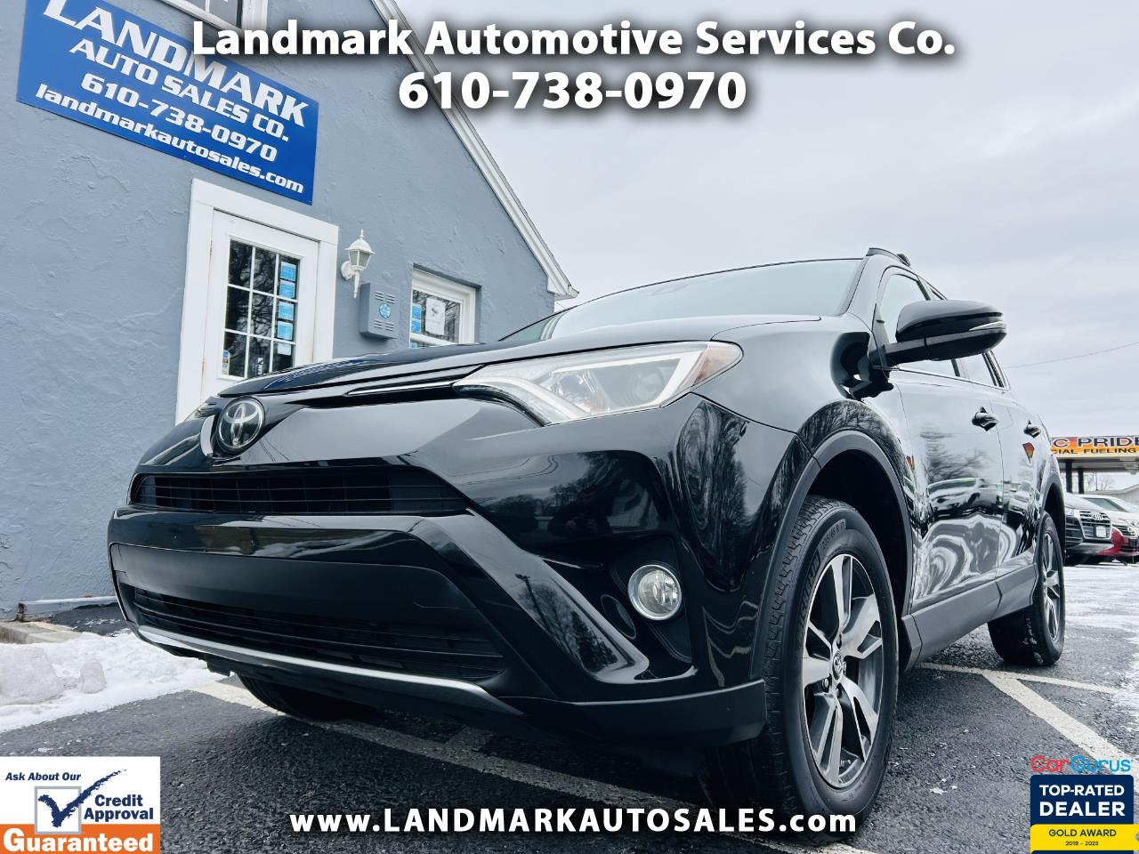 2018 Toyota RAV4 XLE's photo