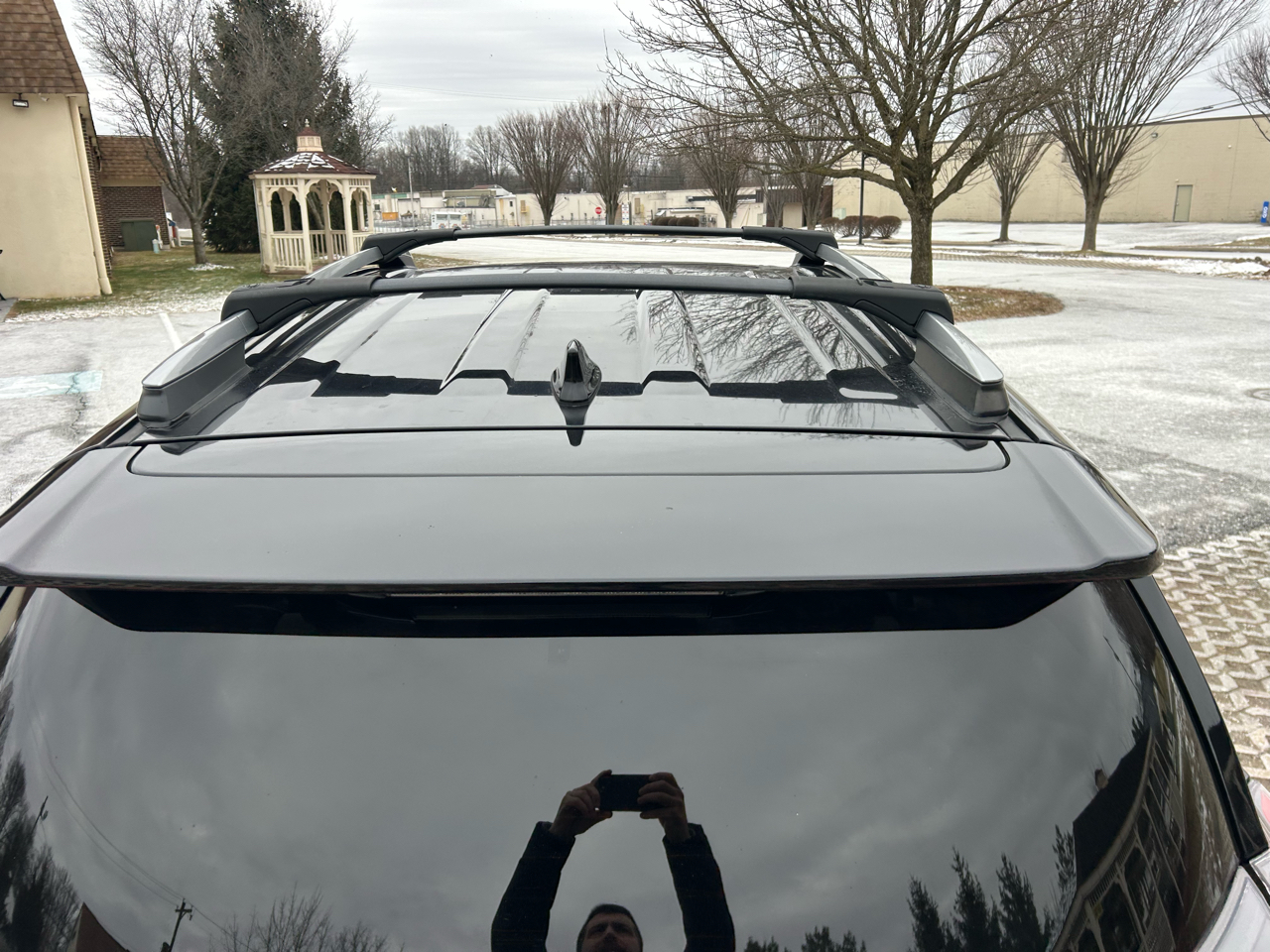 Toyota RAV4 XLE AWD (Natl) 2018