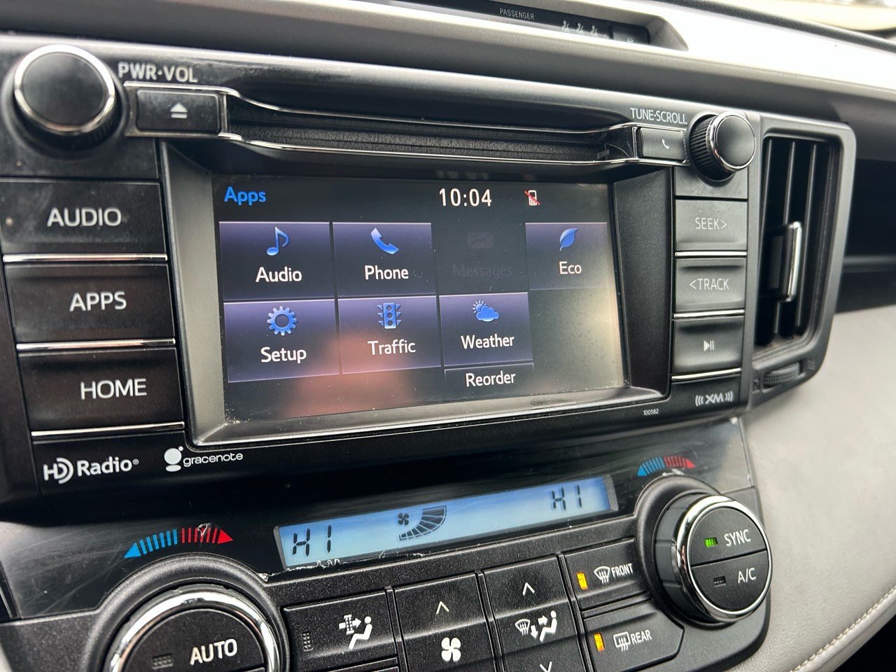 Toyota RAV4 XLE AWD (Natl) 2018