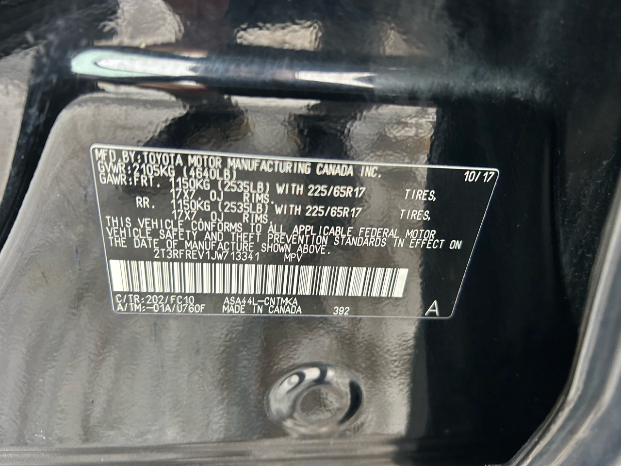 Toyota RAV4 XLE AWD (Natl) 2018