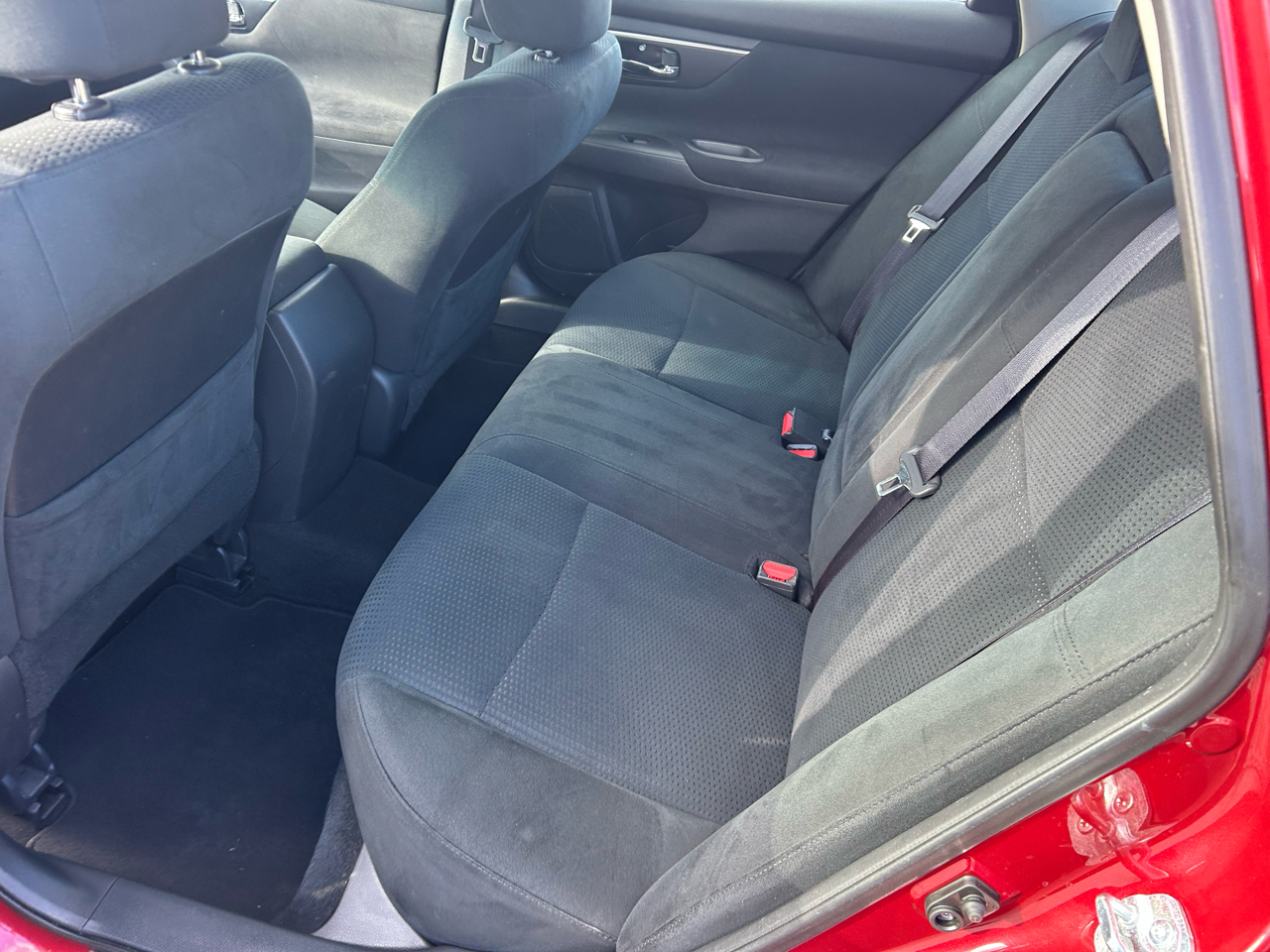 Nissan Altima 4dr Sdn I4 2.5 S 2015