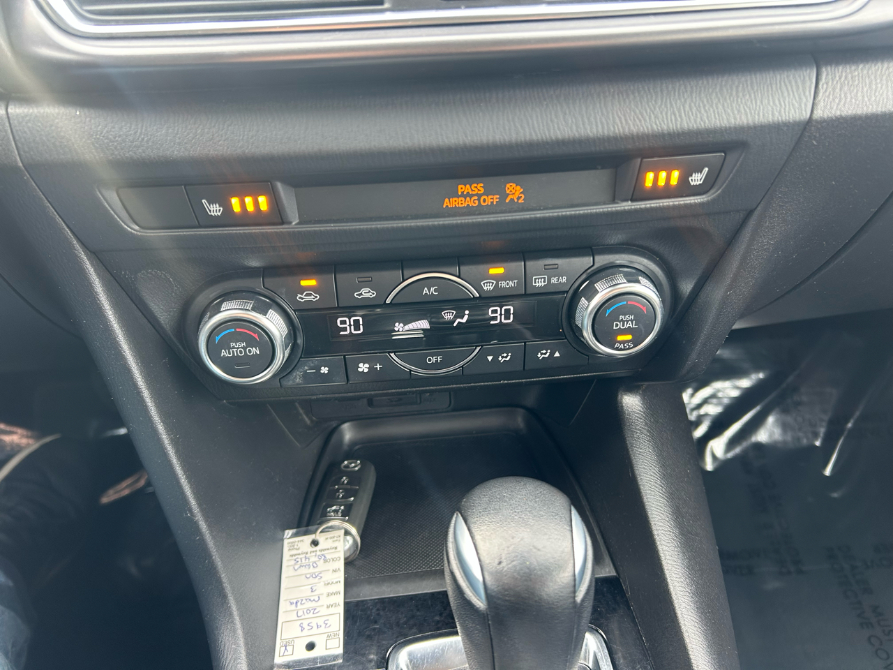 Mazda Mazda3 4-Door Grand Touring Auto 2017