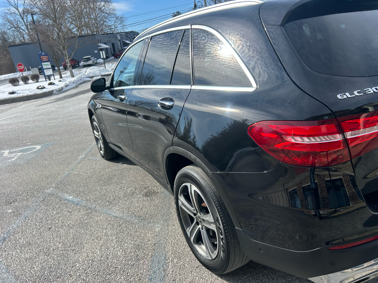 Mercedes-Benz GLC GLC 300 4MATIC SUV 2018