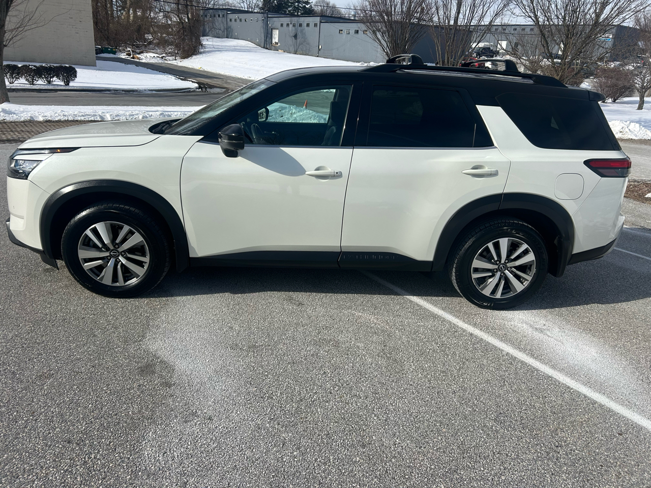 Nissan Pathfinder SL 4WD 2022