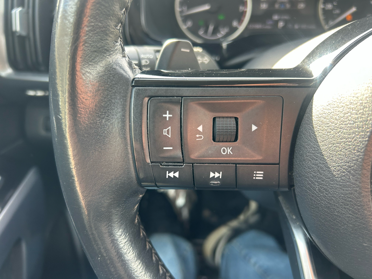 Nissan Pathfinder SL 4WD 2022